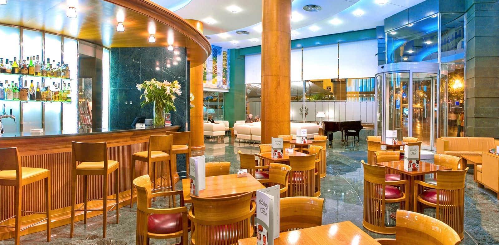 מלון Melia Plaza ולנסיה מסעדה תמונה